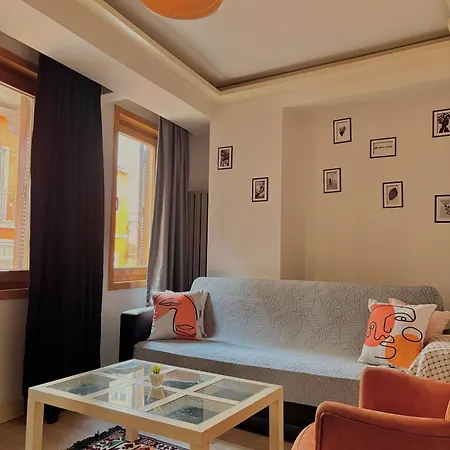 Taksim Square1br 01 * イスタンブール